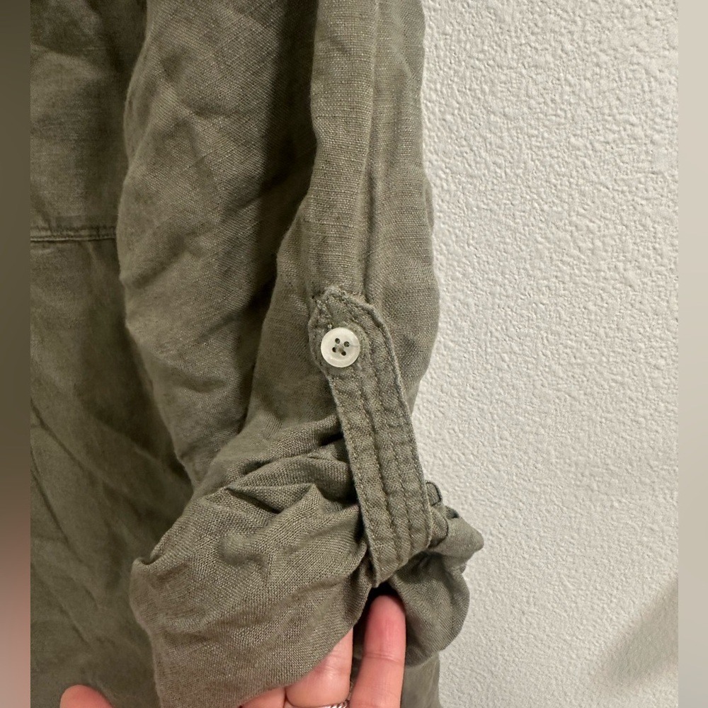 SIDE BUTTON LINEN BAND COLLAR POPOVER - Picture 5 of 9